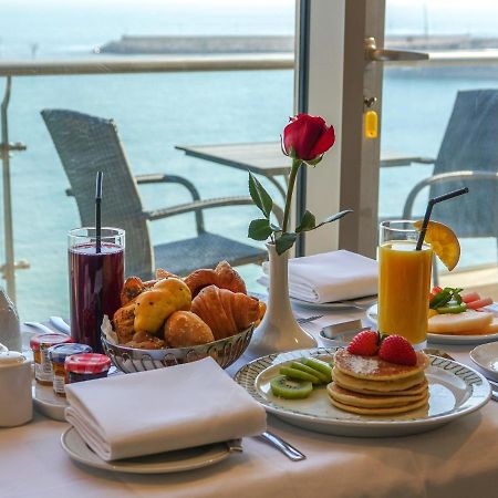Al Kout Beach Hotel 쿠웨이트 외부 사진