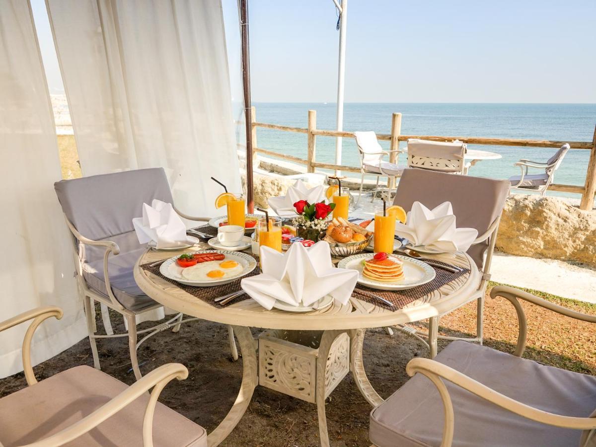 Al Kout Beach Hotel 쿠웨이트 외부 사진
