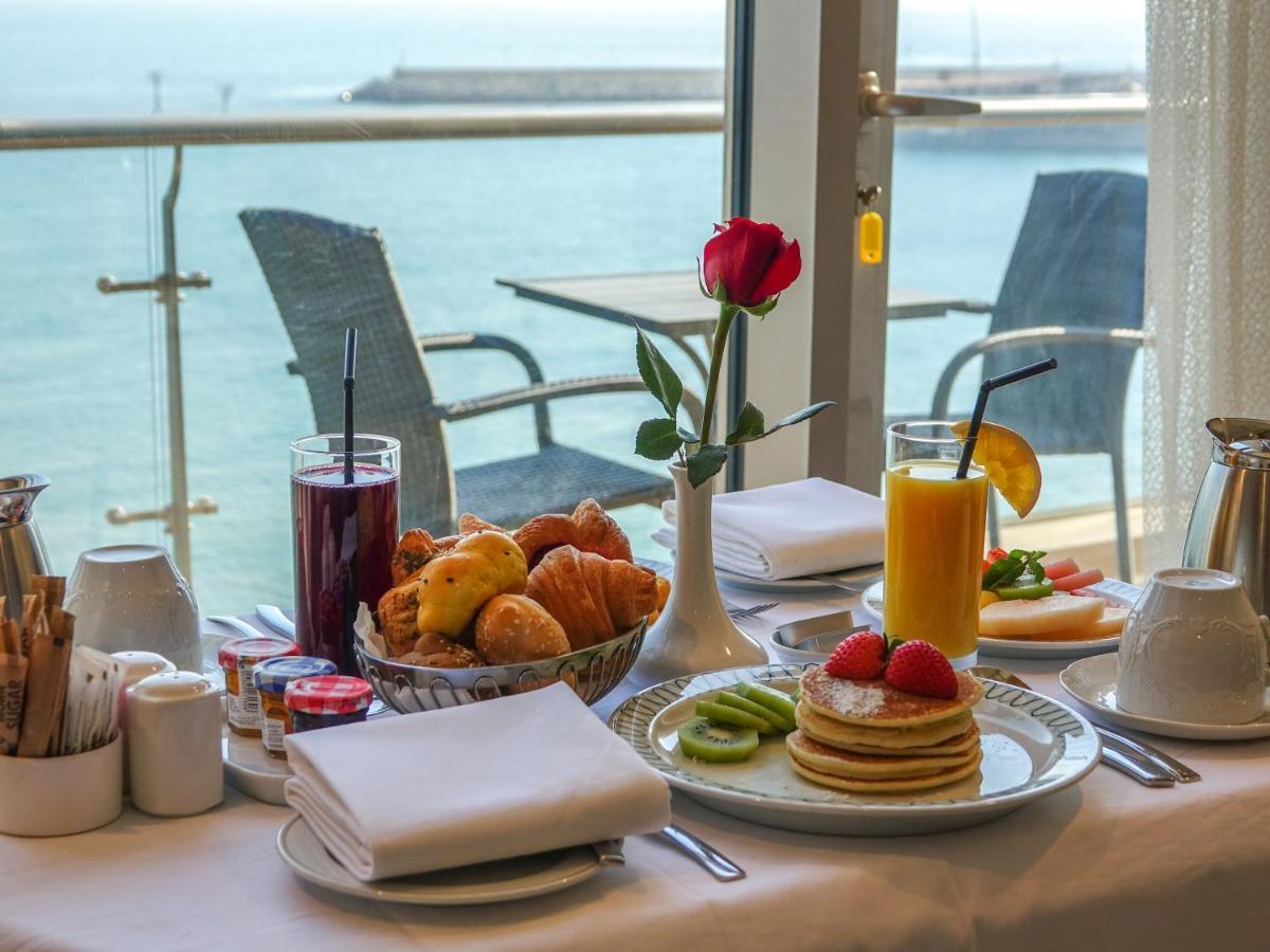 Al Kout Beach Hotel 쿠웨이트 외부 사진