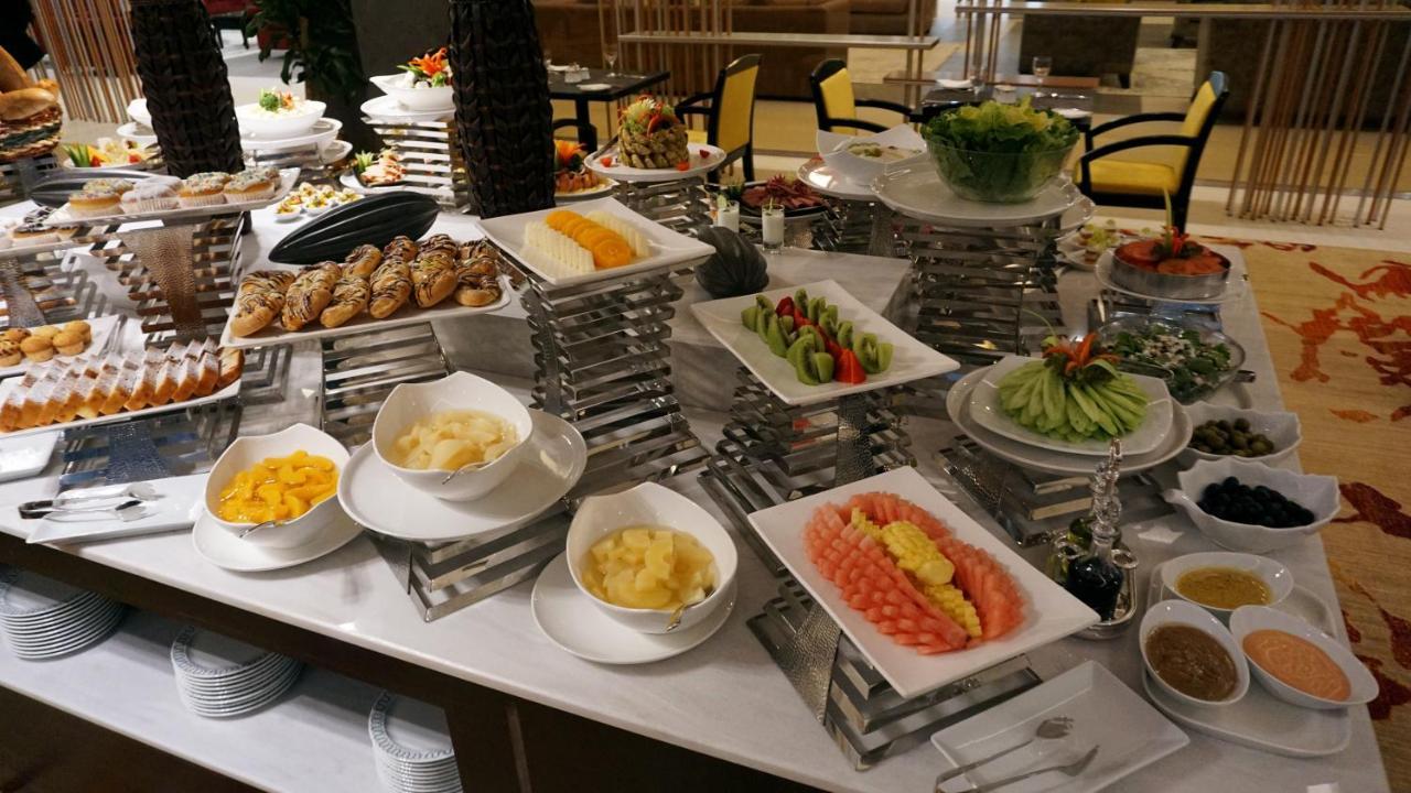 Al Kout Beach Hotel 쿠웨이트 외부 사진